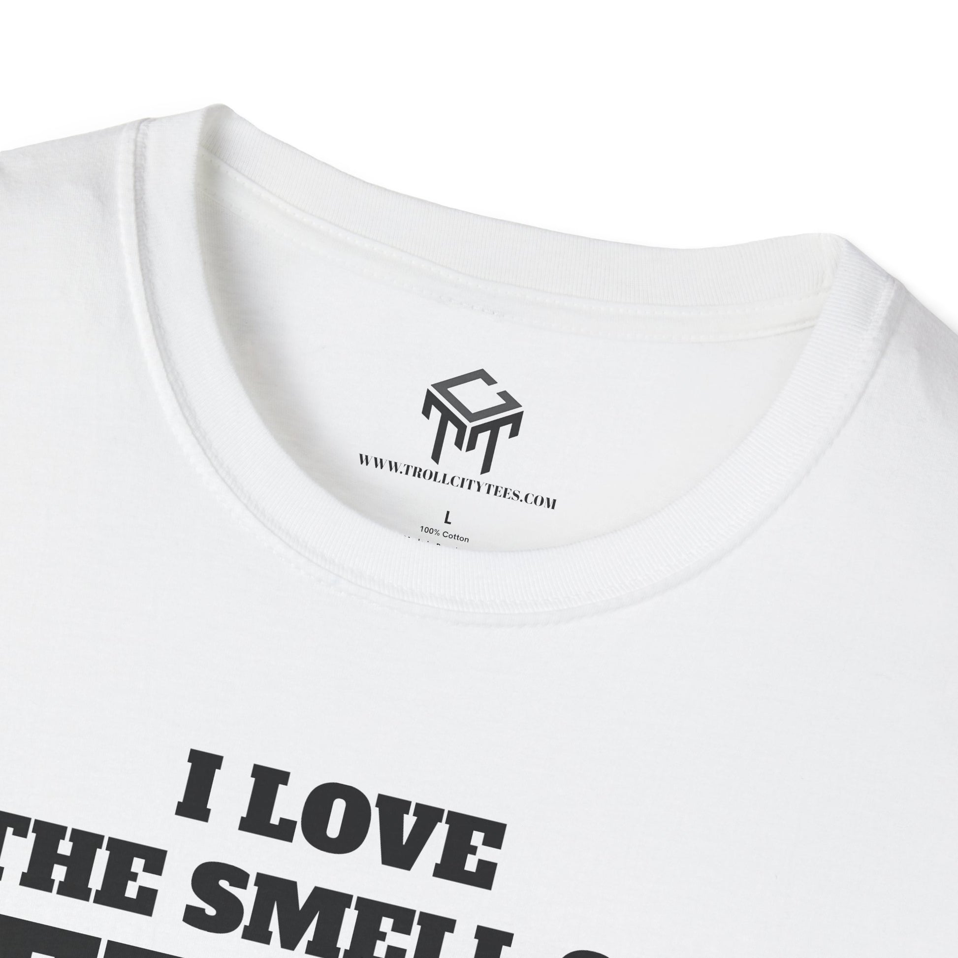 I Love The Smell of Jet Fuel in The Morning - Funny Unisex T-Shirt
