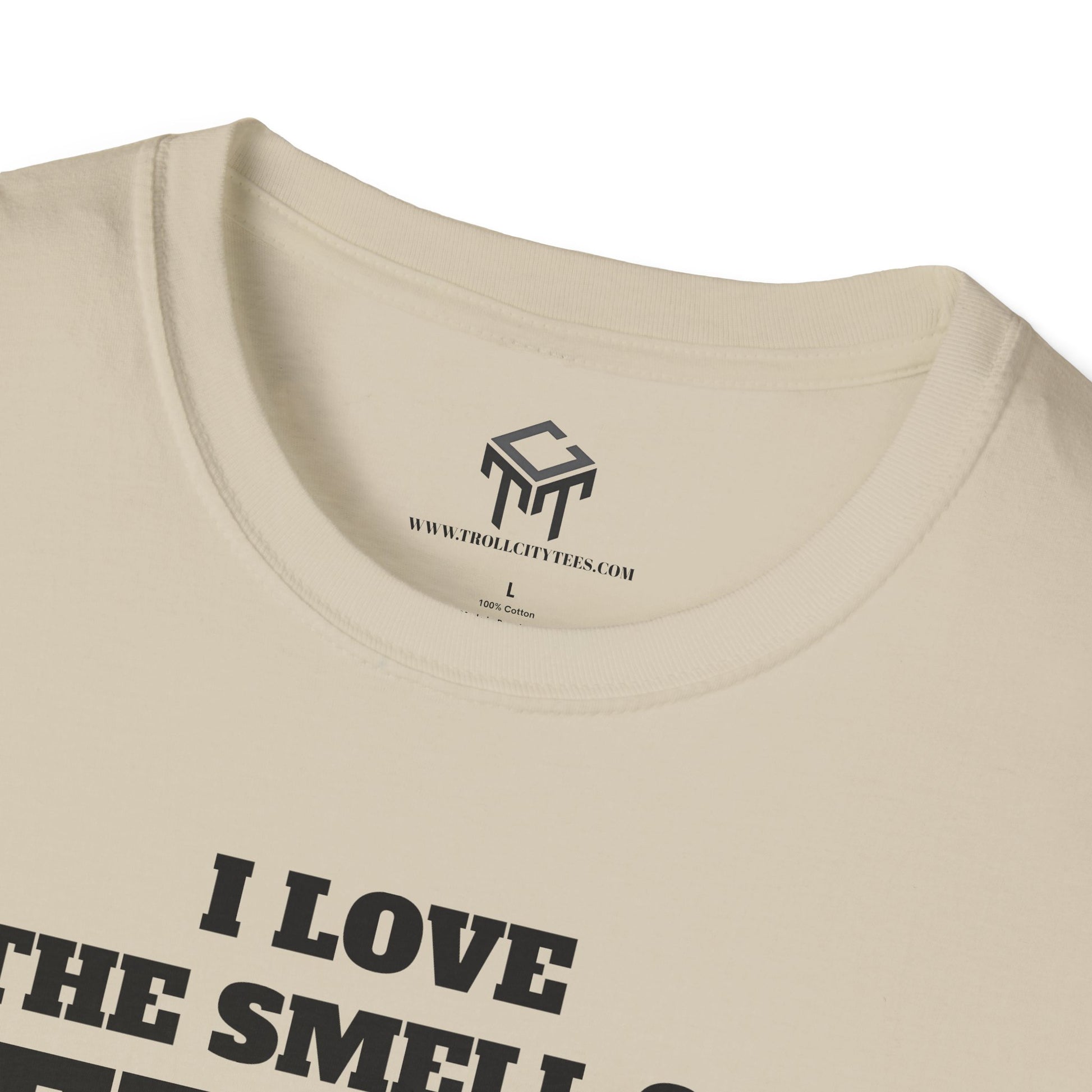 I Love The Smell of Jet Fuel in The Morning - Funny Unisex T-Shirt