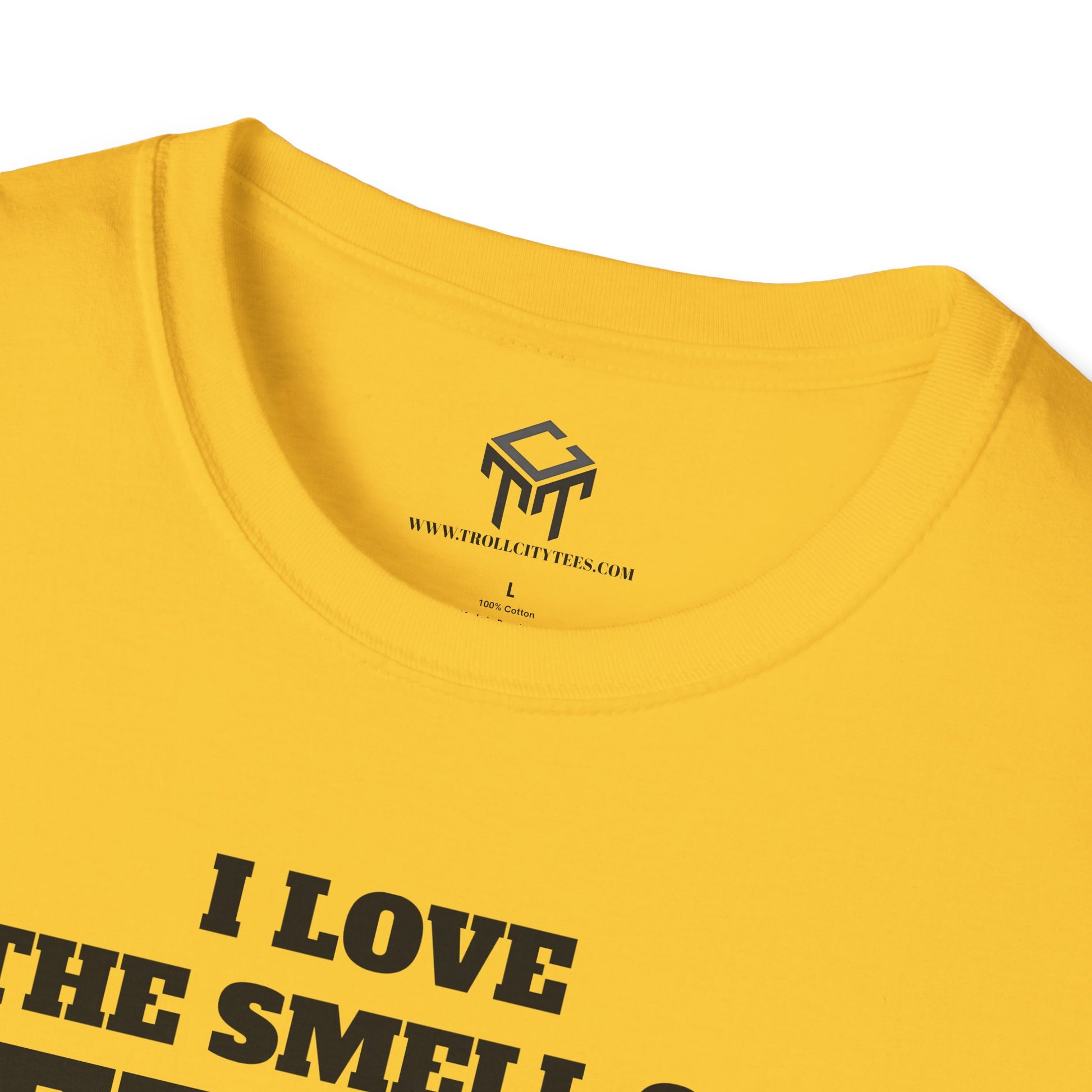 I Love The Smell of Jet Fuel in The Morning - Funny Unisex T-Shirt