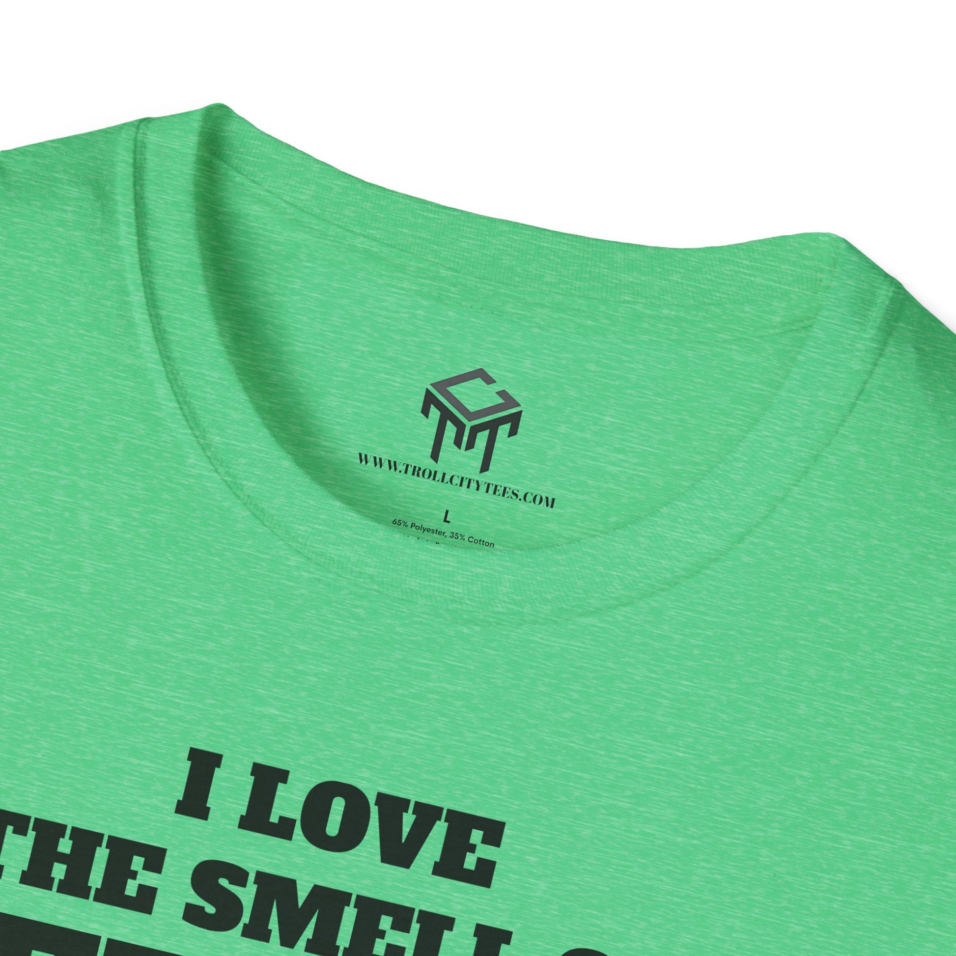 I Love The Smell of Jet Fuel in The Morning - Funny Unisex T-Shirt