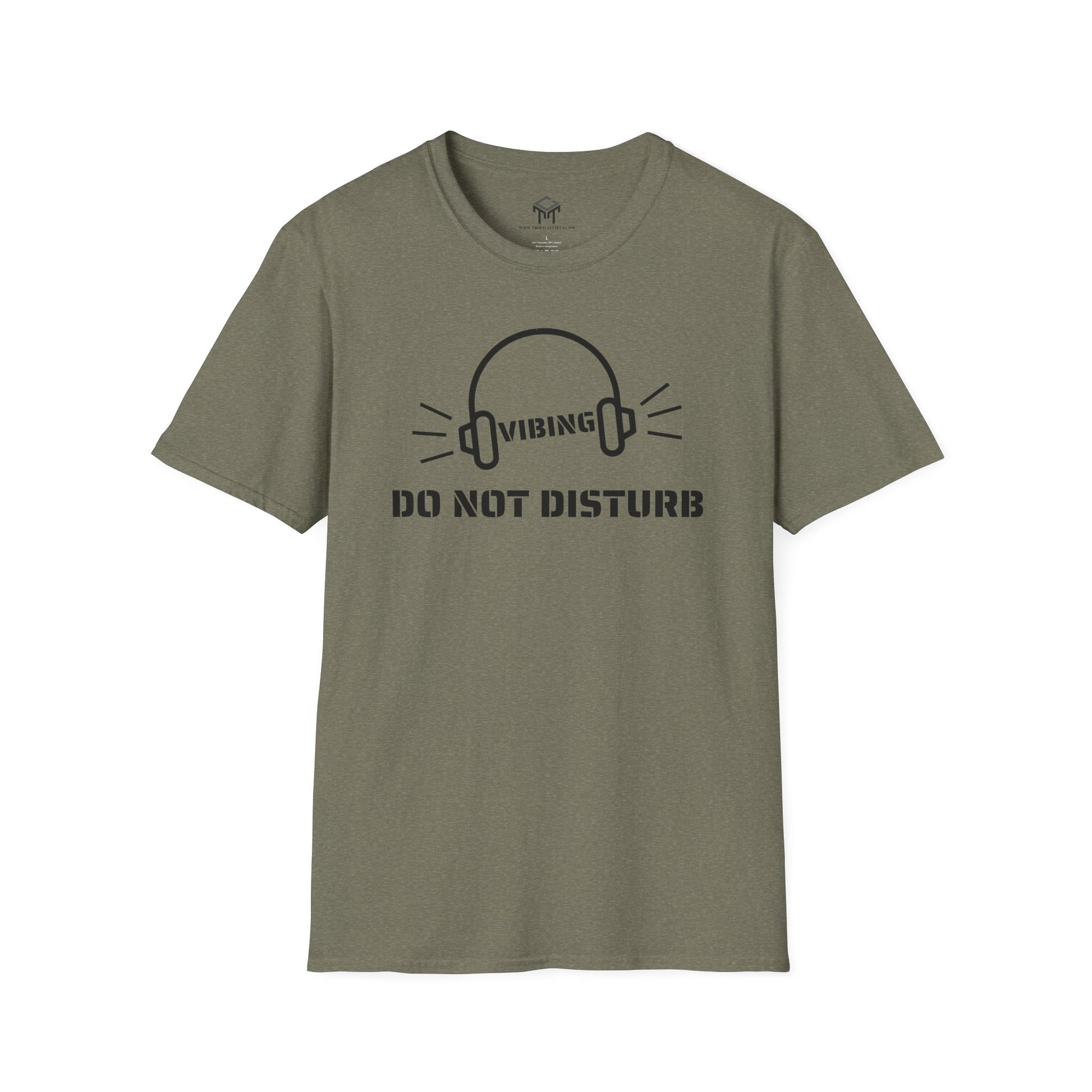Vibing - Do Not Disturb - Funny Unisex T-Shirt