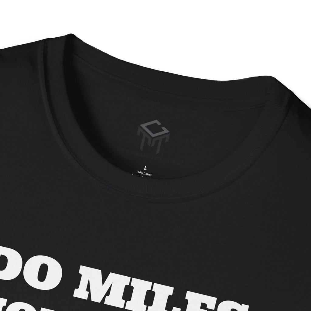 Do Milfs, Not Drugs - Funny Unisex T-Shirt