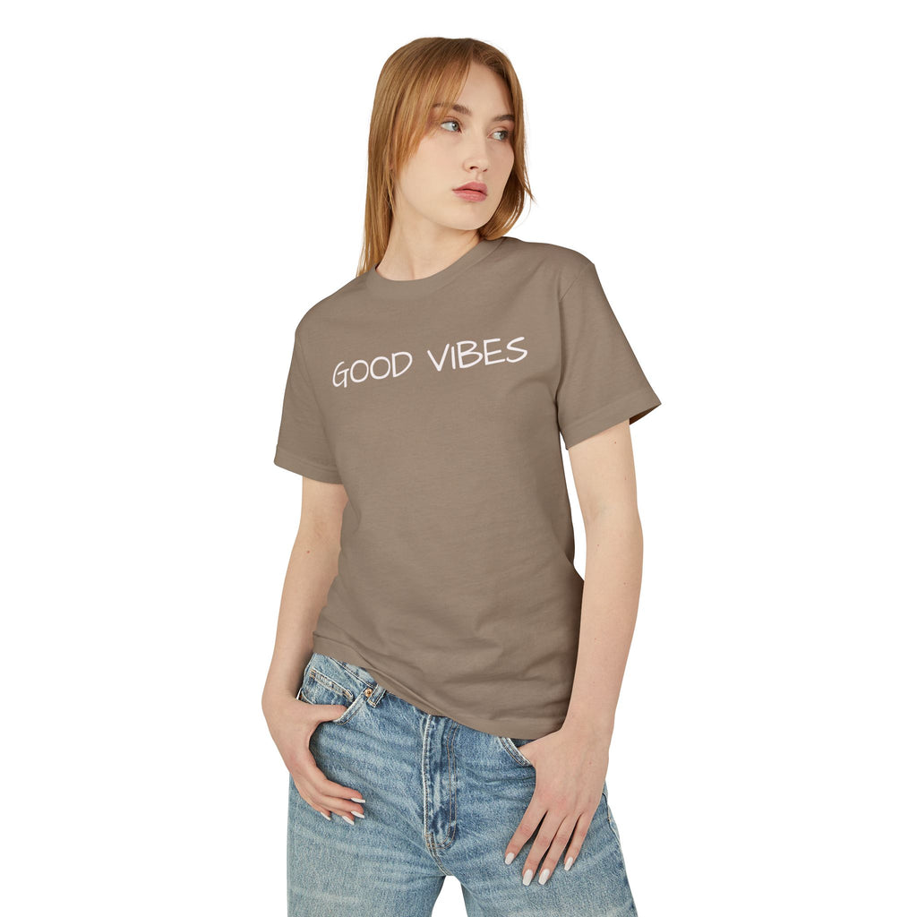 "Good Vibes" Unisex Heavyweight Tee - Comfort & Style for Everyday Adventures